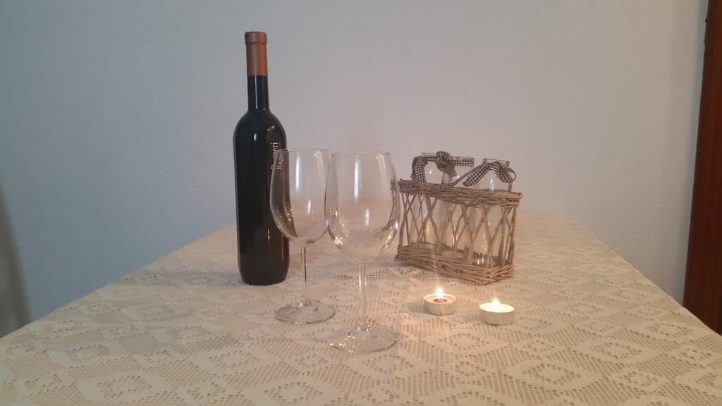 Apartment B&K Raslina Εξωτερικό φωτογραφία