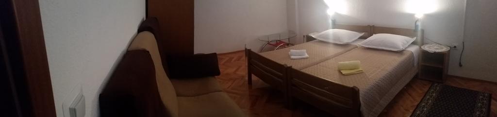 Apartment B&K Raslina Εξωτερικό φωτογραφία